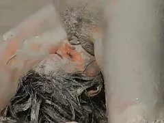 Una joven puta vino y reveló lo que ella era capaz de peliculas xxx romanticas afeitarse