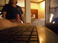 Marido se folla a su novia en la grabación de vídeo en trios romanticos xxx casa